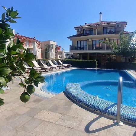 Family Hotel Muses Sozopol Exterior photo