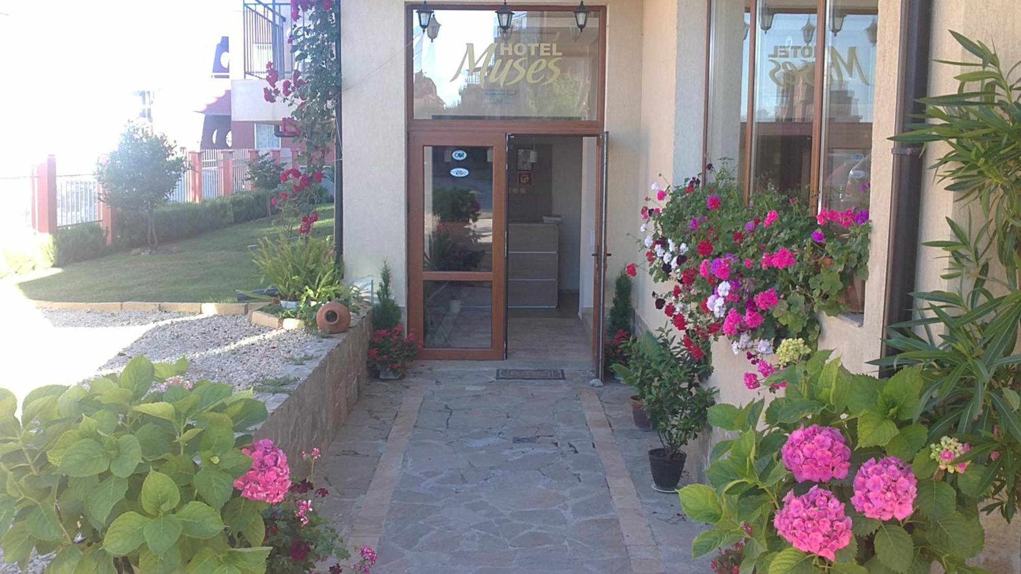 Family Hotel Muses Sozopol Exterior photo